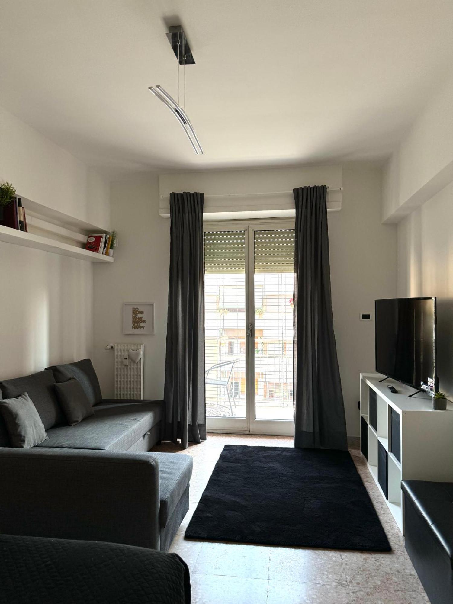 Casualsuiteradio Rom Exteriör bild
