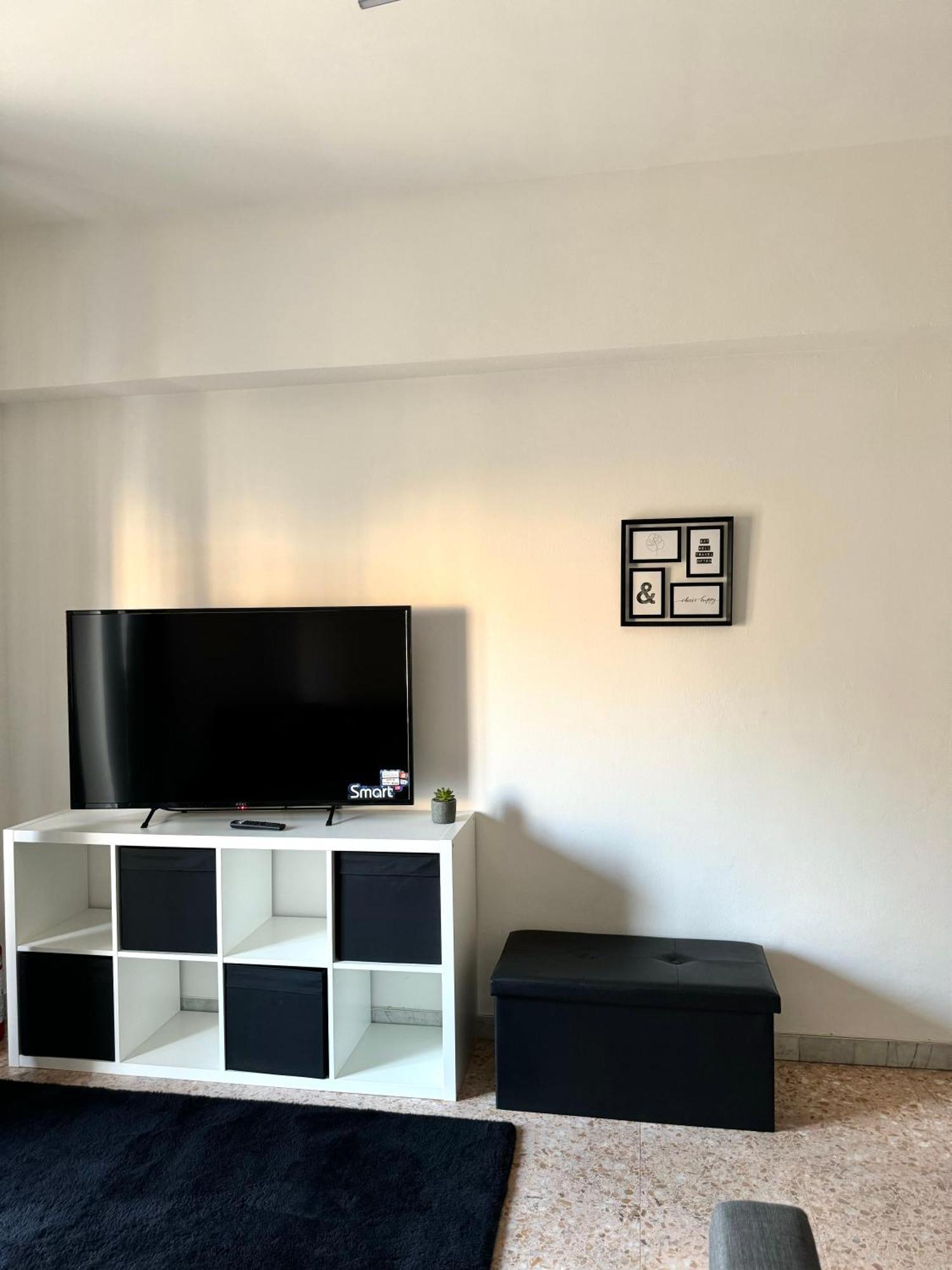 Casualsuiteradio Rom Exteriör bild